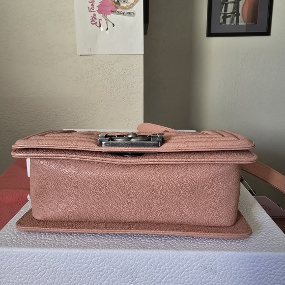 Chanel boy pink caviar small bag - Picture 11 of 13